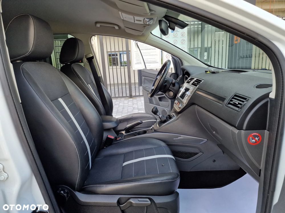 Ford Kuga 2.0 TDCi 4x4 Trend - 29