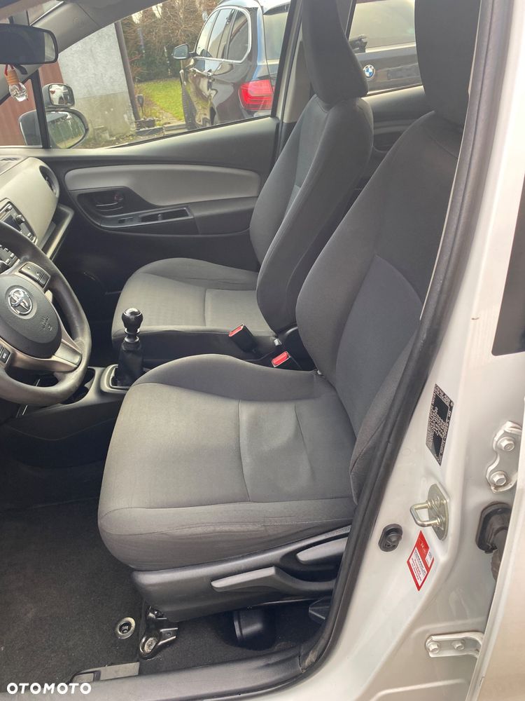 Toyota Yaris 1.5 Active - 9