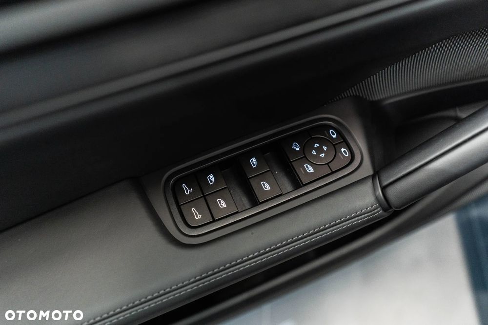 Porsche Cayenne Black Edition - 24