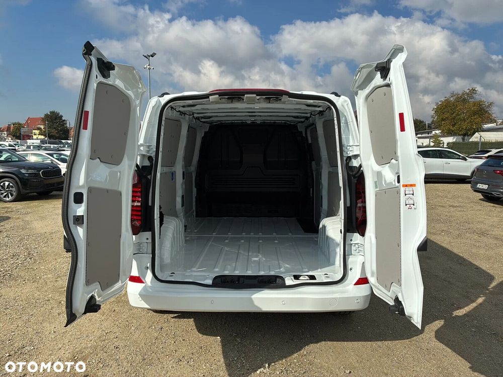 Volkswagen Transporter Furgon AUTOMAT/L2H1, 2.0 TDI 150 KM - 10