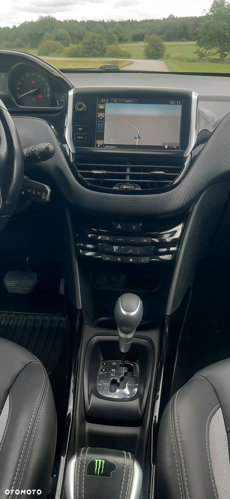 Peugeot 2008 - 14