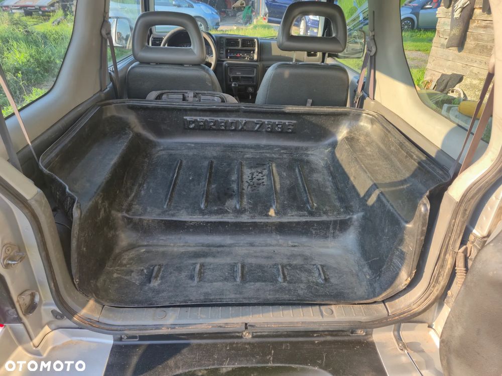 Suzuki Jimny - 9