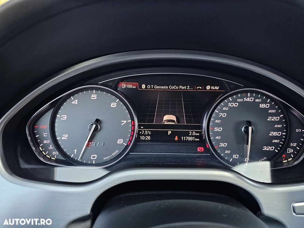 Audi S8 Plus 4.0 TFSI quattro Tiptronic - 16
