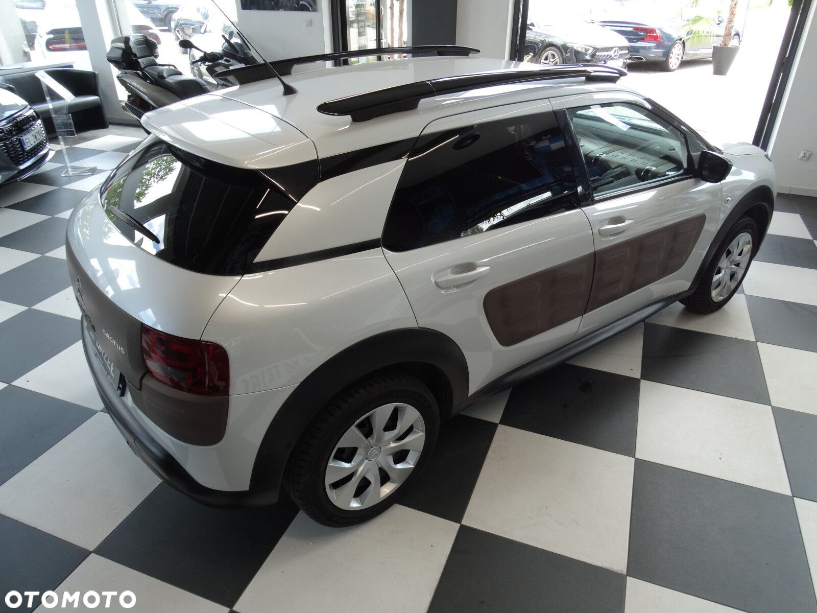 Citroën C4 Cactus - 30