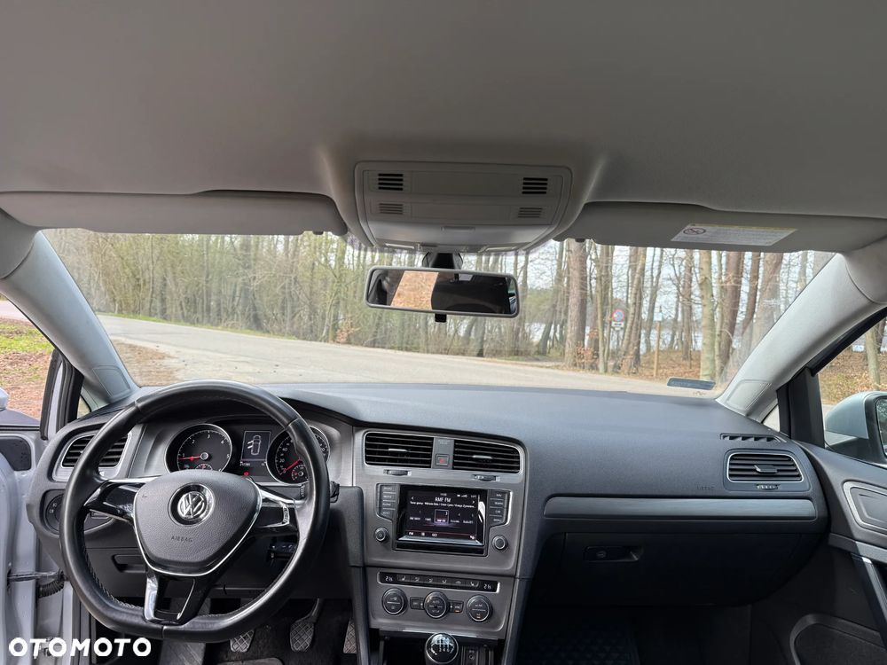 Volkswagen Golf 2.0 TDI (BlueMotion Technology) Comfortline - 22