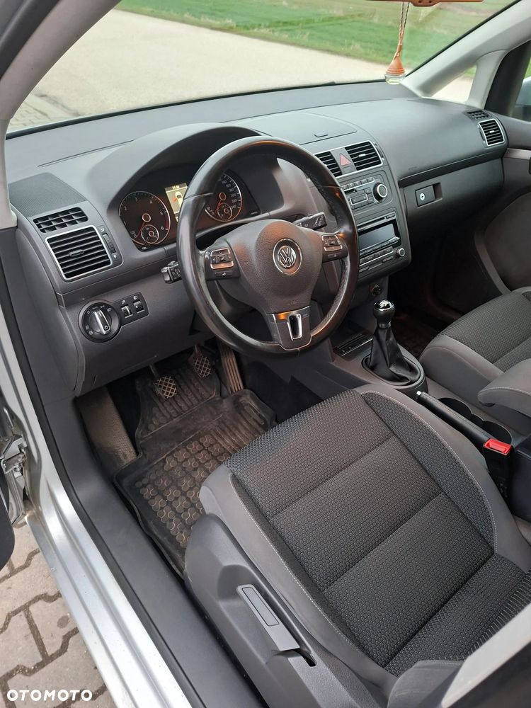 Volkswagen Touran 1.6 TDI DPF BlueMotion Technology Comfortline - 14