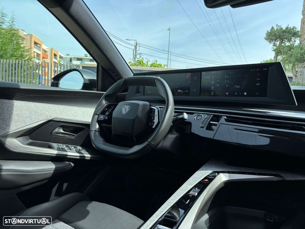 Peugeot 3008 1.2 Hybrid Allure e-DCS6 - 21