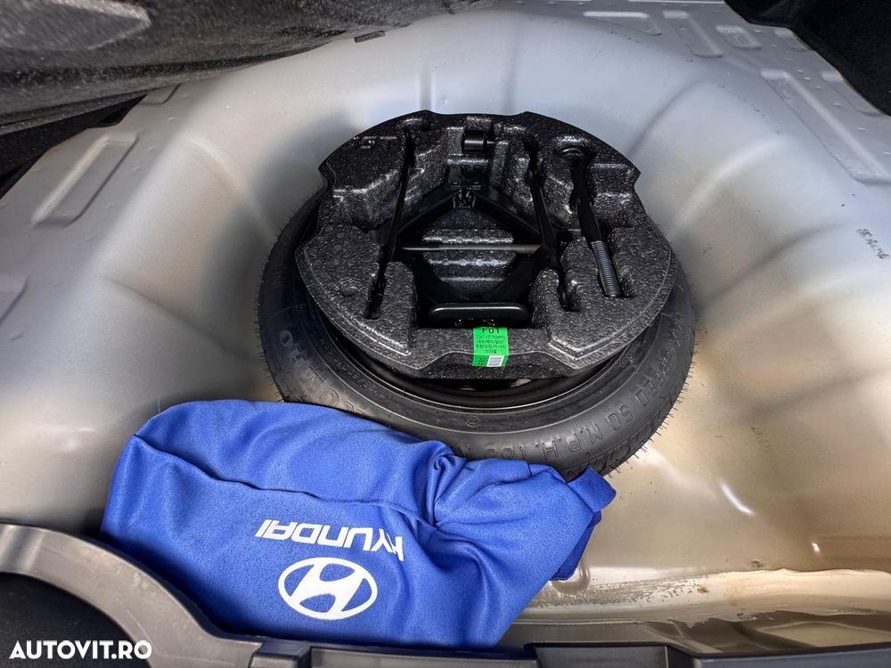 Hyundai Elantra 1.6 l 123 CP CVT Comfort - 27