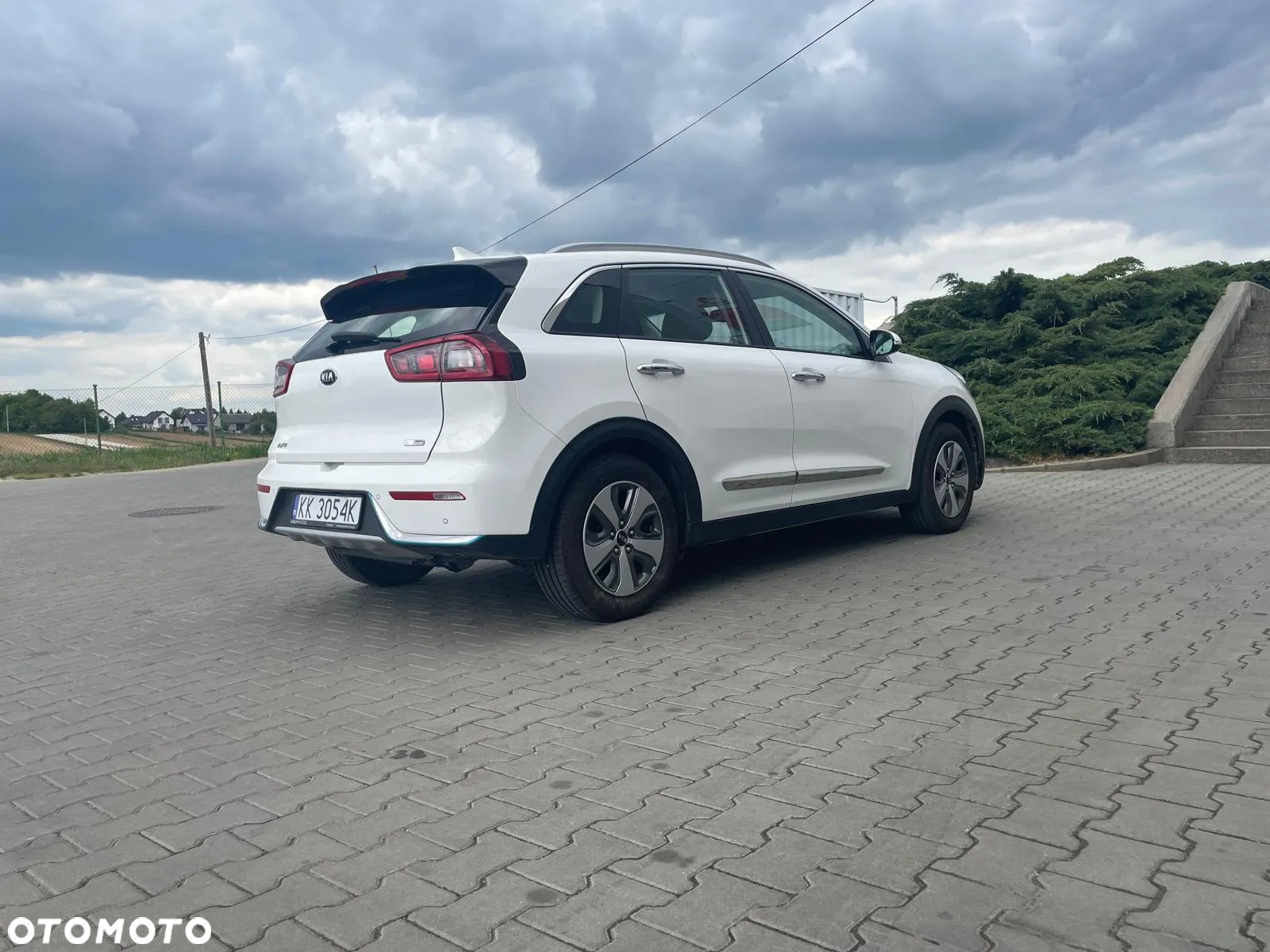 Kia Niro 1.6 GDI Plug-In Hybrid L - 18