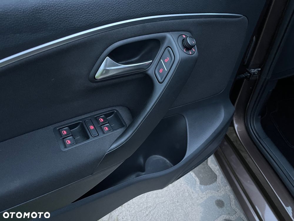 Volkswagen Polo - 27