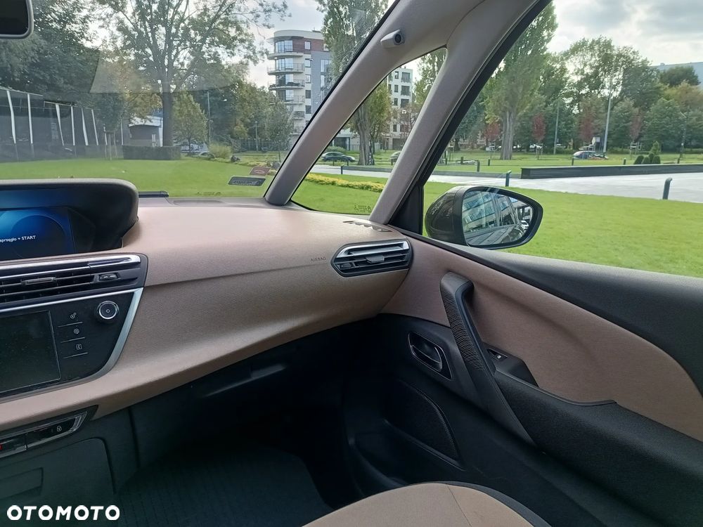 Citroën C4 Grand Picasso - 24