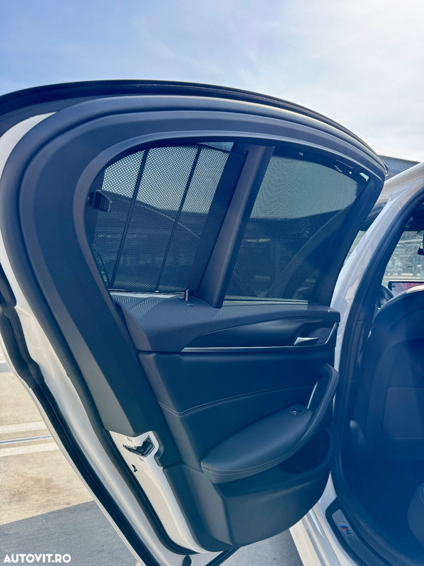 BMW Seria 5 530d xDrive AT MHEV - 14