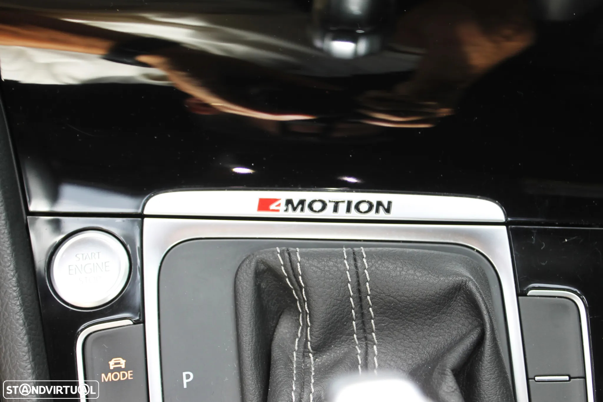 VW Golf R 4Motion (BlueMotion ) DSG - 32