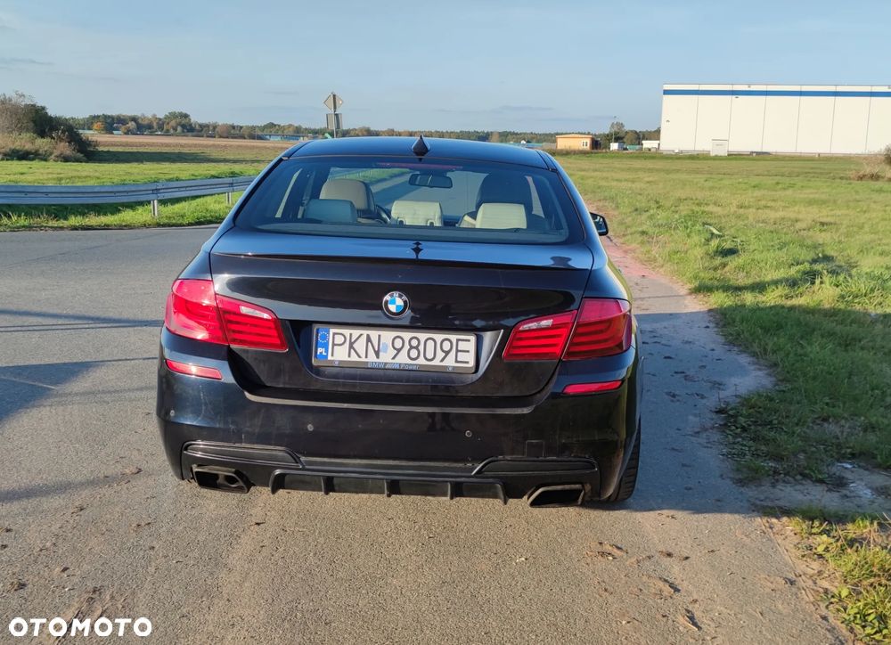 BMW Seria 5 550i xDrive - 6