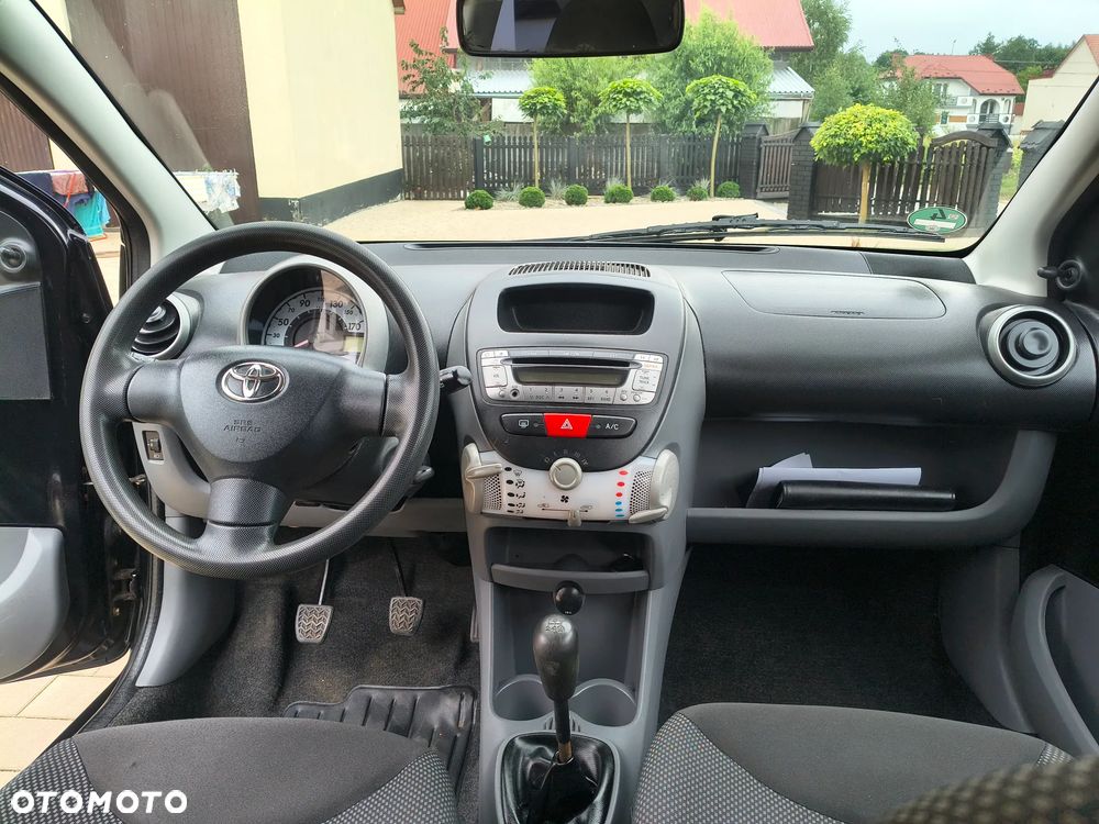 Toyota Aygo - 14
