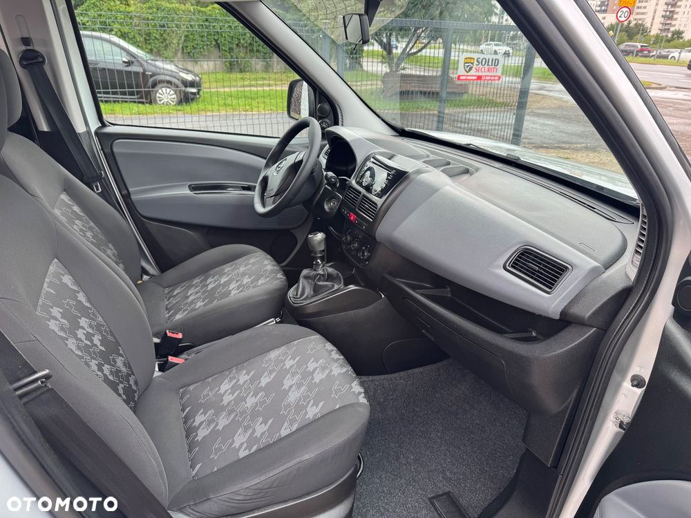 Opel Combo - 15