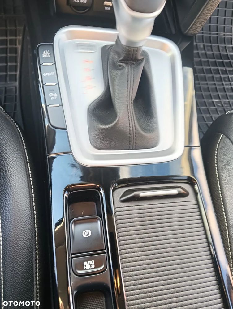 Kia XCeed 1.6 GDI PHEV L DCT - 22