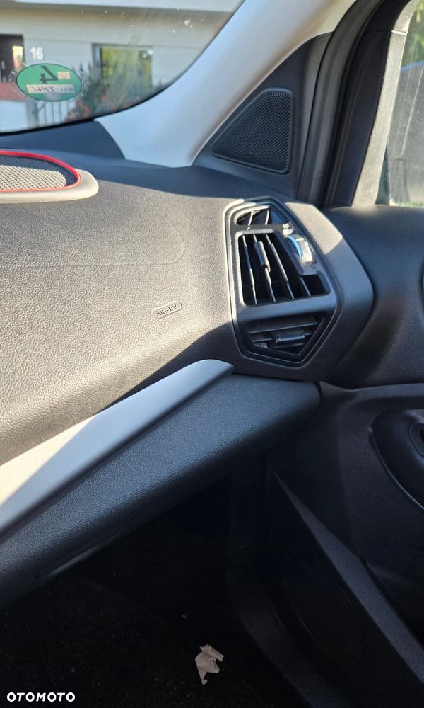 Ford Kuga 2.0 TDCi 4x4 Titanium - 24