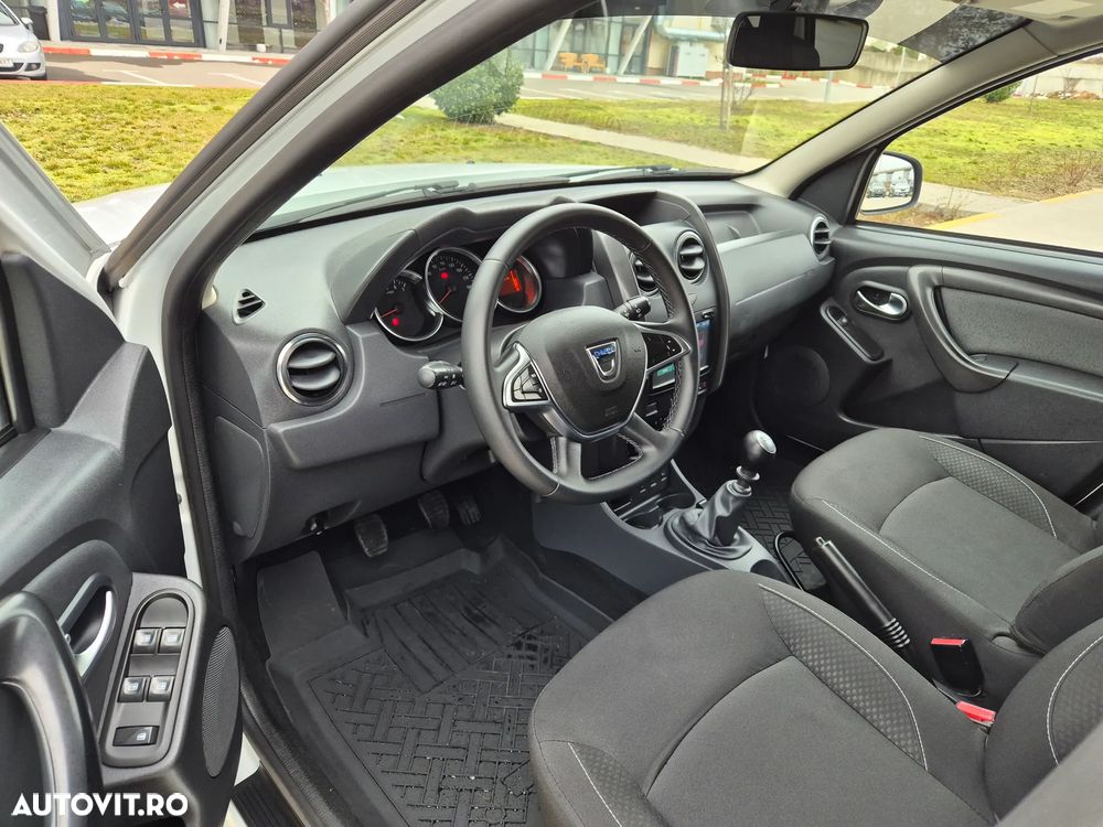 Dacia Duster 1.5 dCi 4x2 Prestige - 4