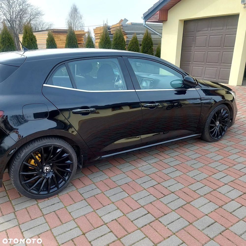 Renault Megane ENERGY TCe 140 EDC LIMITED - 11