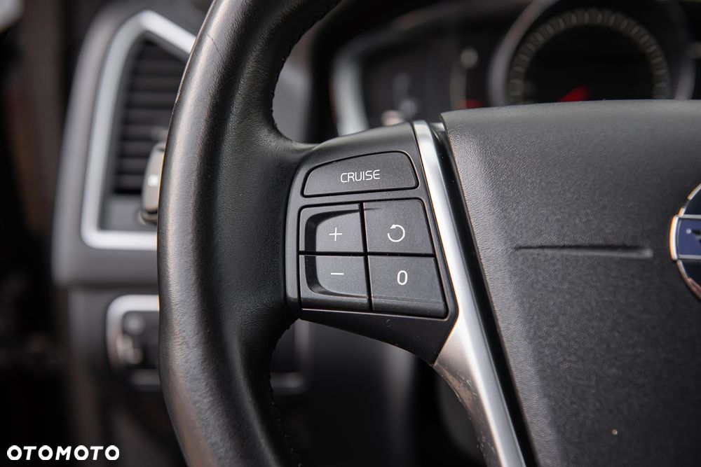 Volvo XC 60 - 22