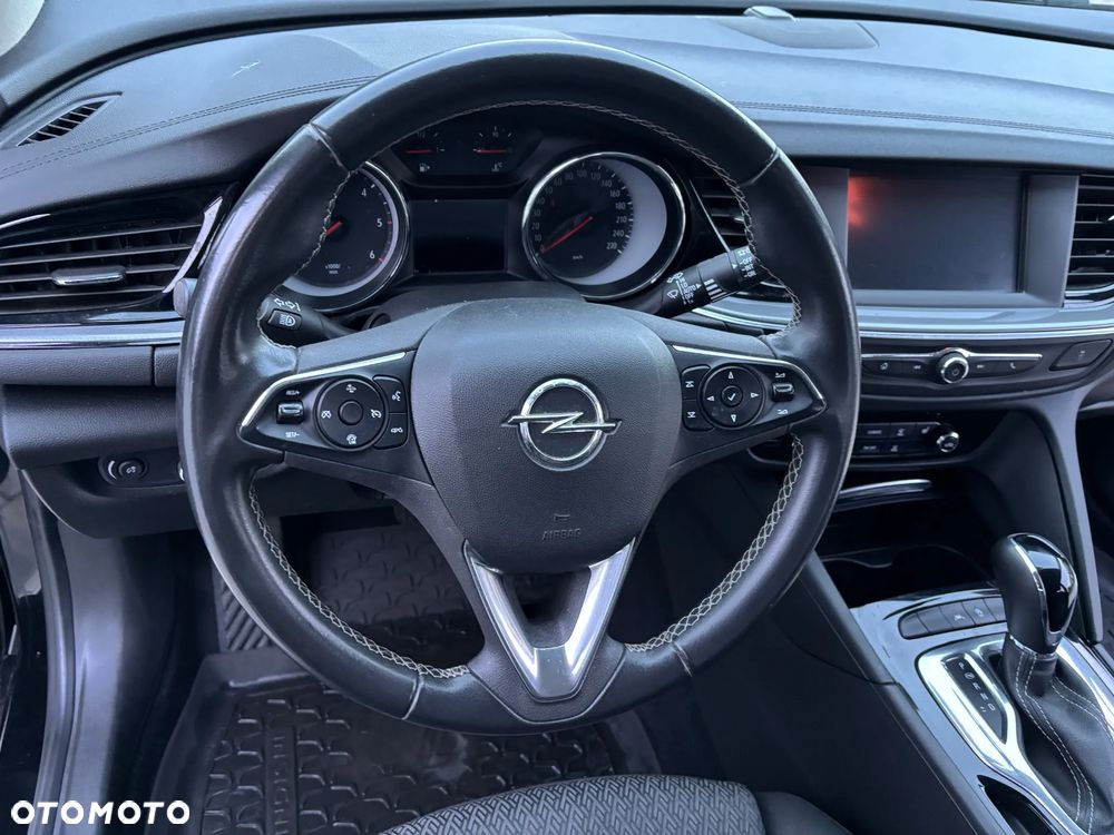Opel Insignia - 15