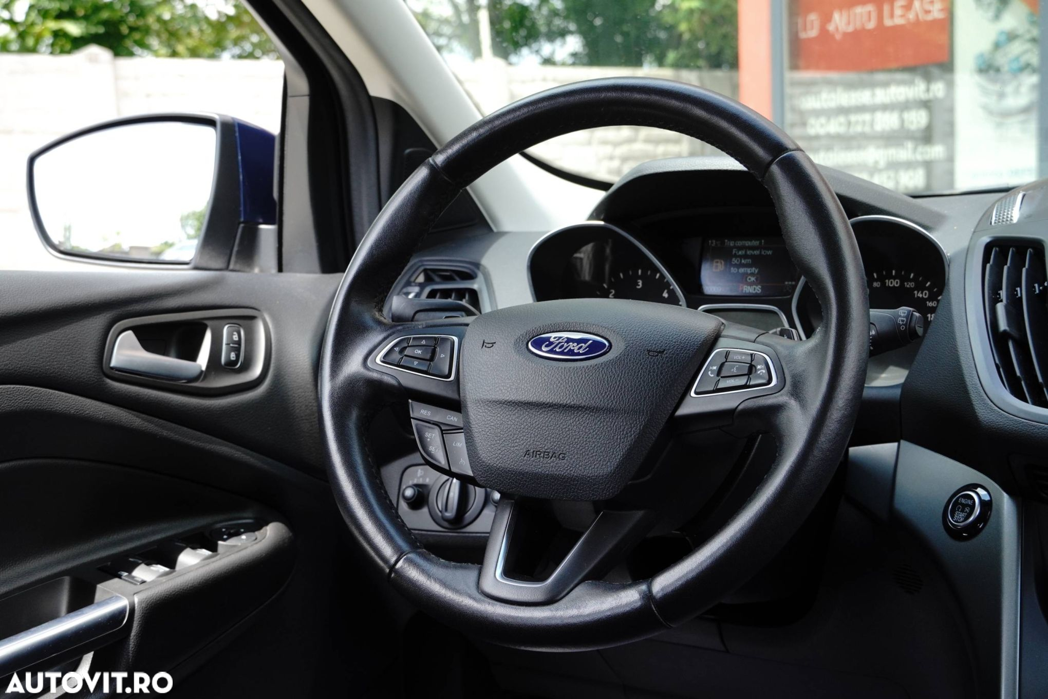 Ford Kuga - 25