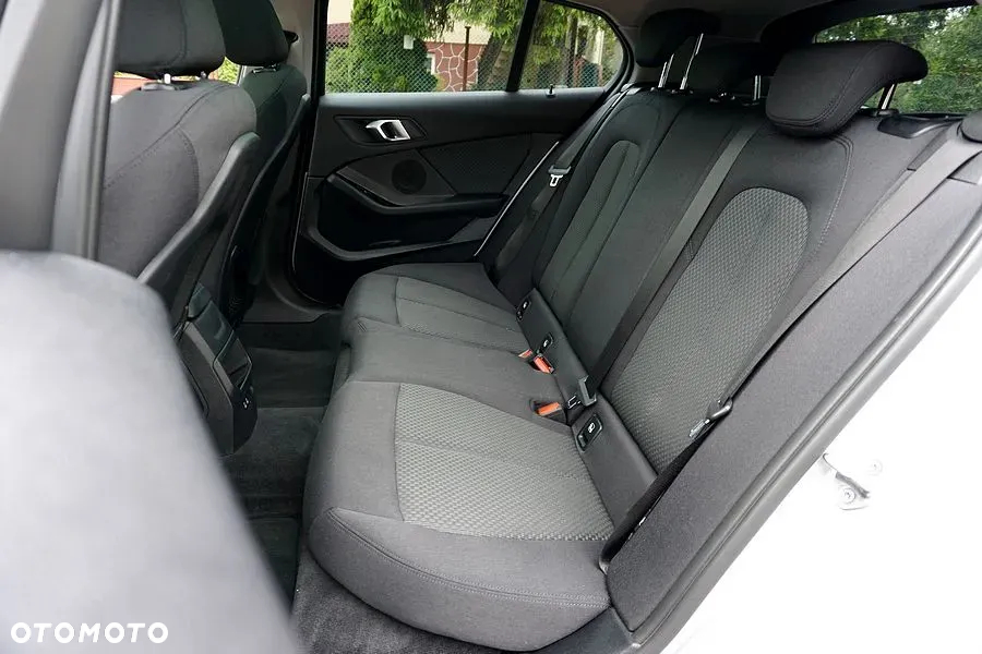 BMW Seria 1 116d ColorVision Edition - 24