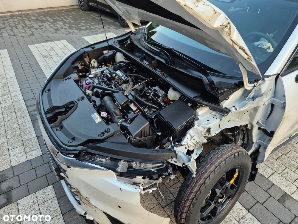 Lexus LBX - 18