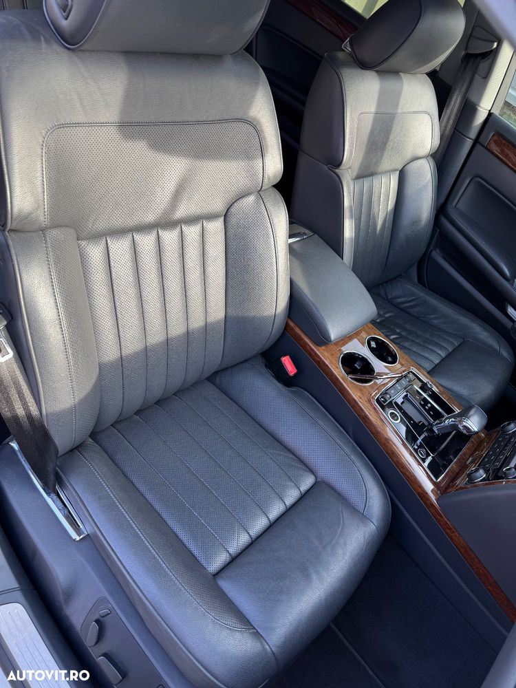 Volkswagen Phaeton - 9