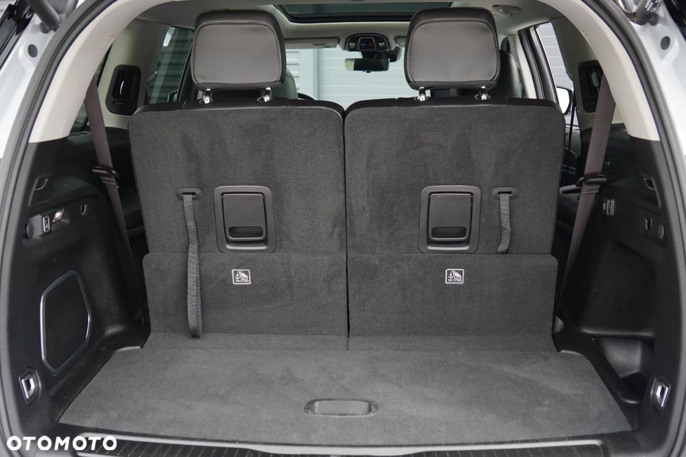 Jeep Grand Cherokee - 39