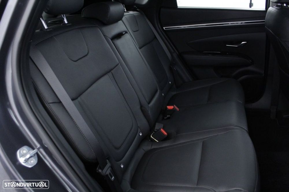 Hyundai Tucson 1.6 CRDi Vanguard - 16