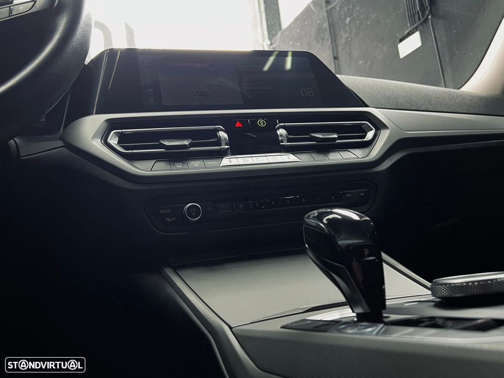 BMW 330 e Corporate Edition Auto - 18