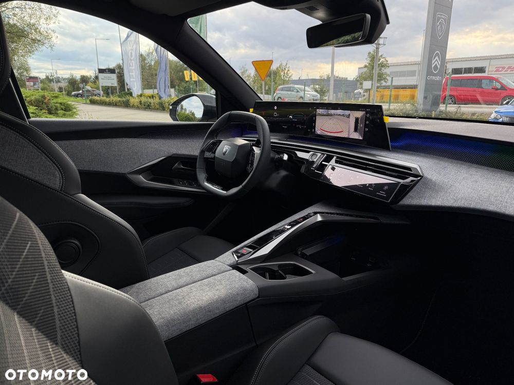 Peugeot 3008 1.2 PureTech mHEV GT E-DCS6 - 17