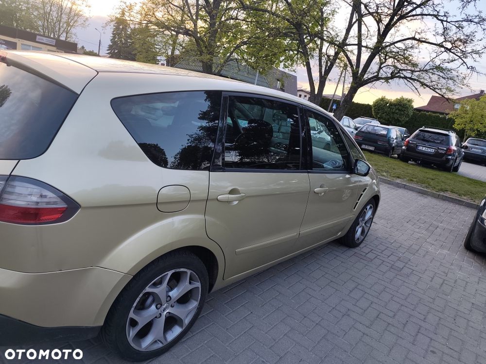 Ford S-Max - 1