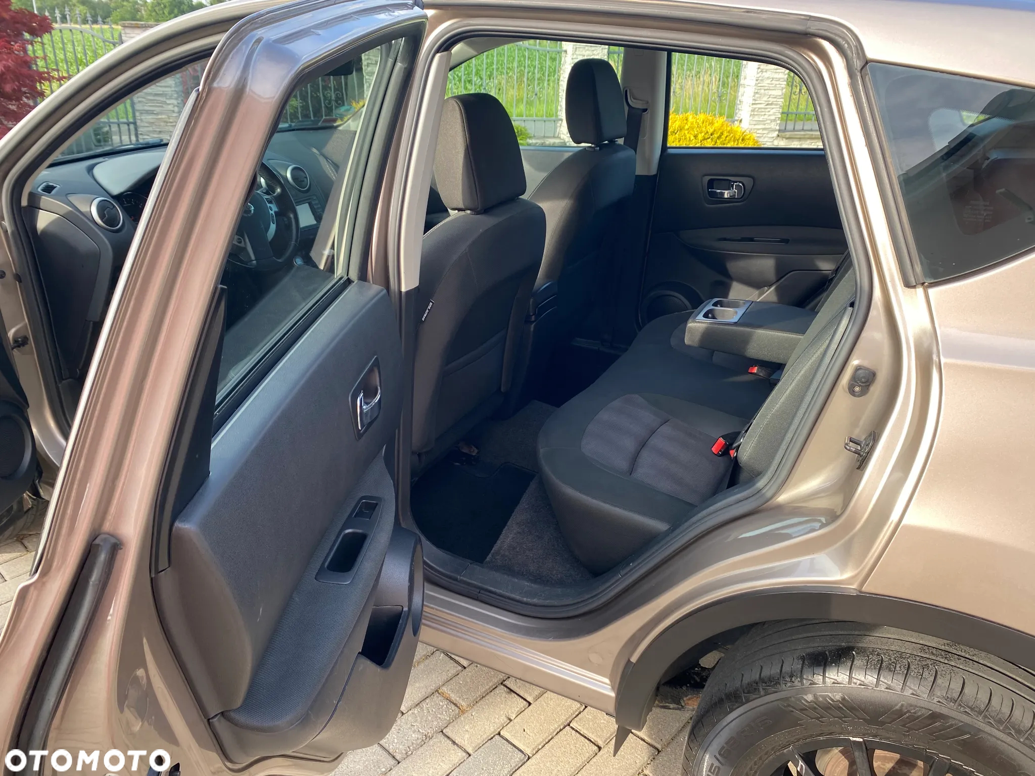 Nissan Qashqai 2.0 4x4 tekna - 12