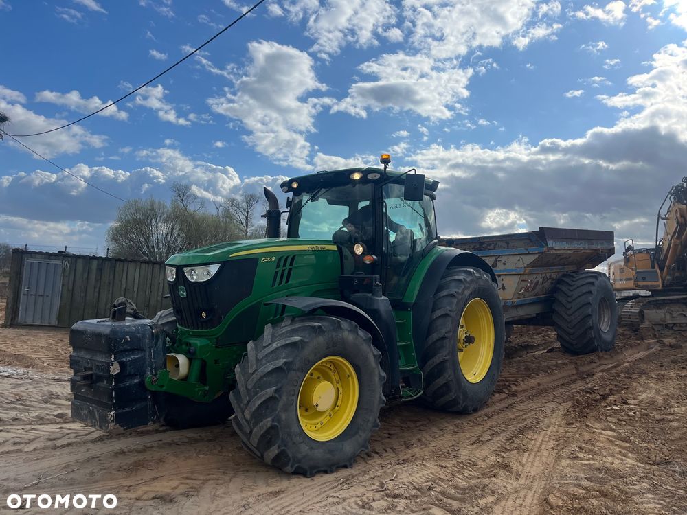 John Deere 6210r - 9