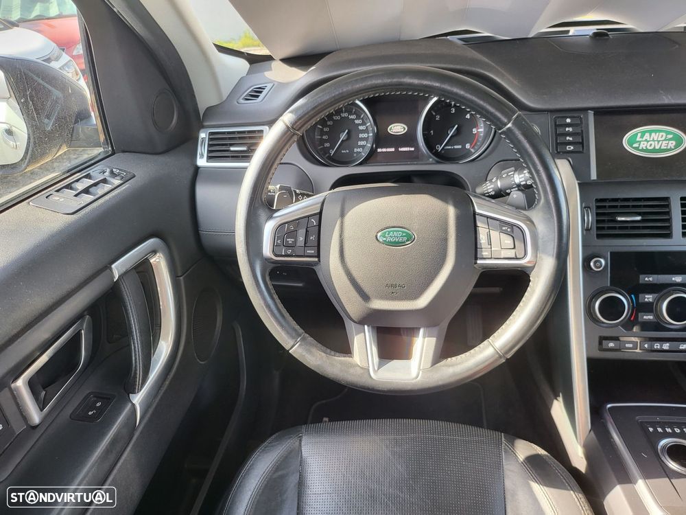 Land Rover Discovery Sport - 8
