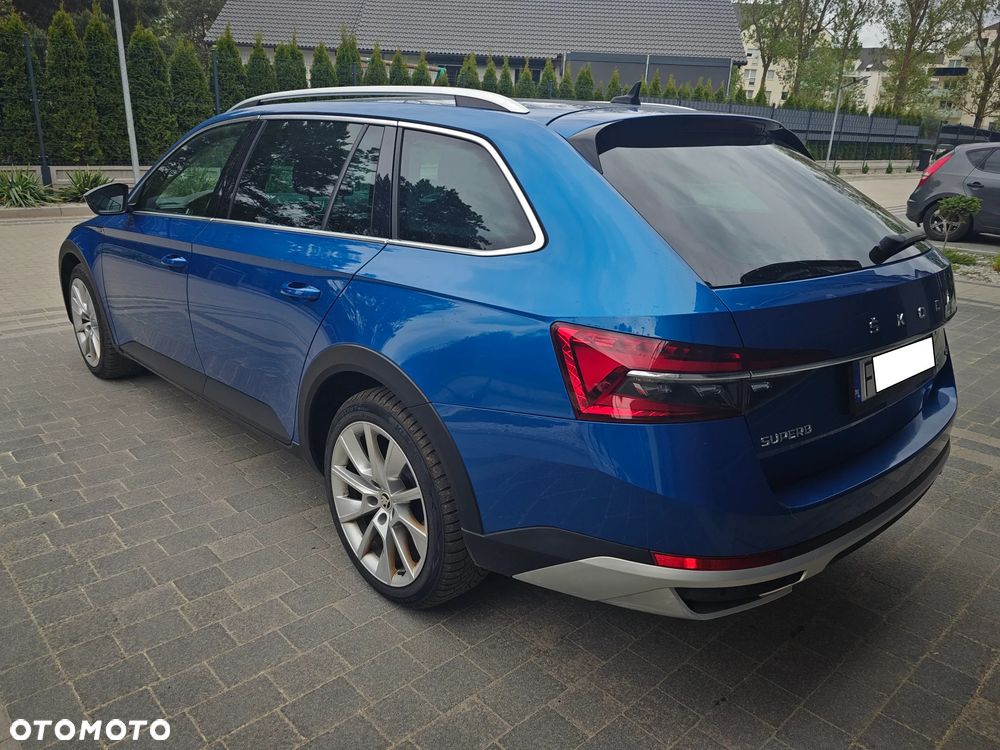 Skoda Superb 2.0 TDI 4x4 DSG Scout - 4
