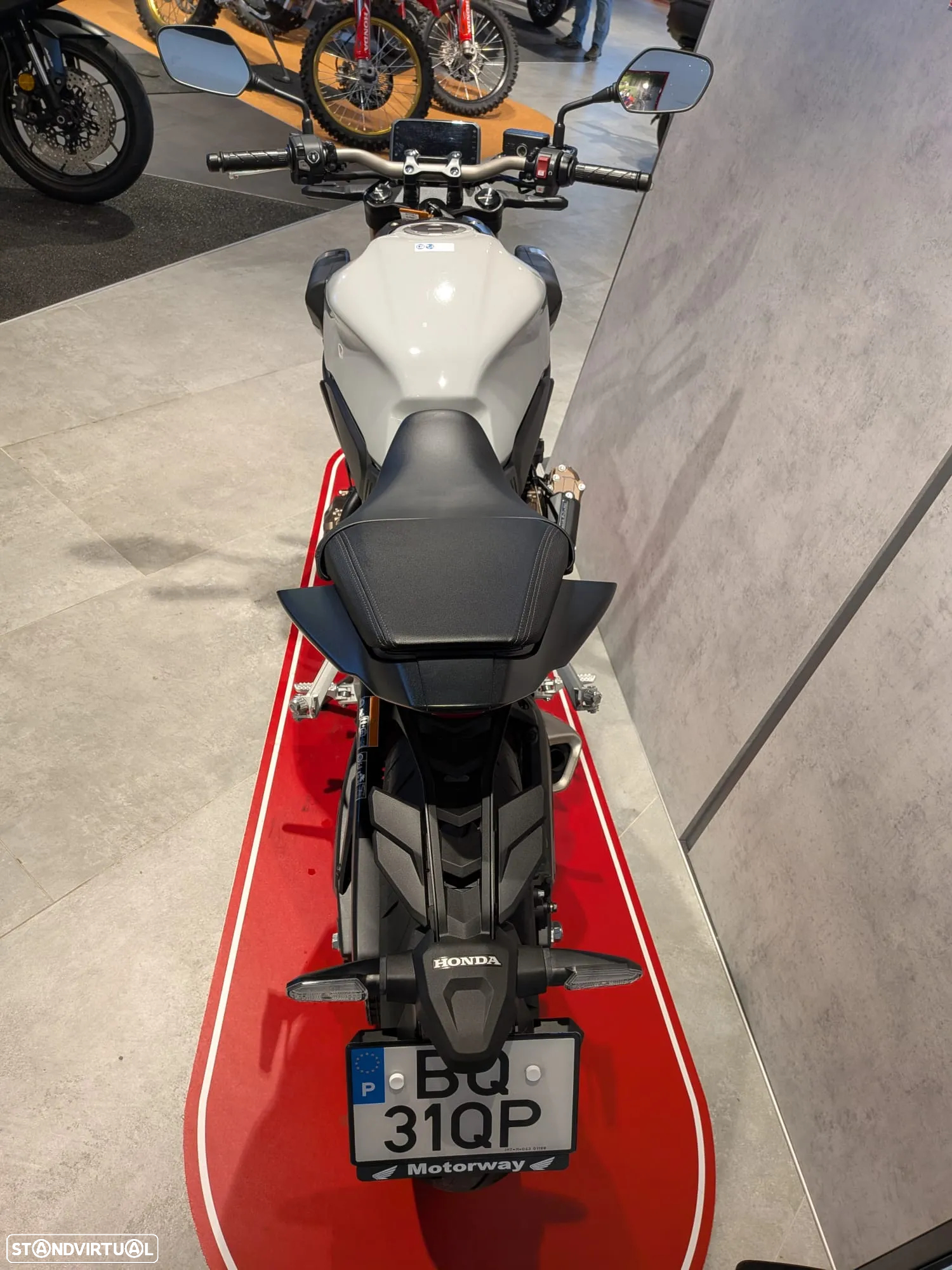 Honda CB - 3