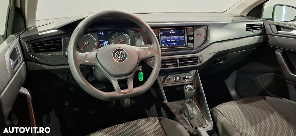 Volkswagen Polo 1.0 MPI Base - 3