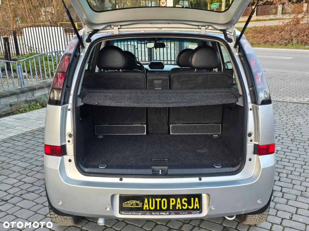 Opel Meriva 1.4 INNOVATION - 17