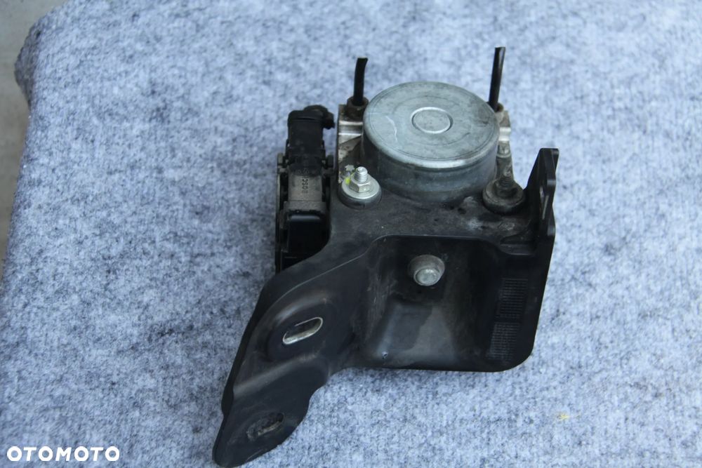 Opel Corsa D pompa ABS 13277812 - 4