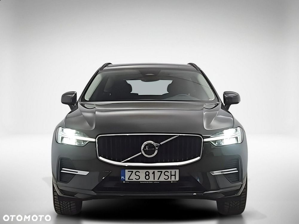 Volvo XC 60 B4 D AWD Core - 9