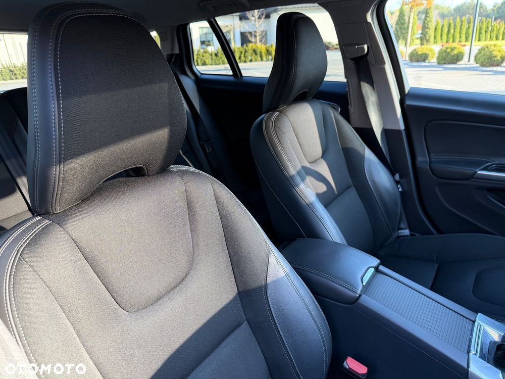Volvo V60 - 26