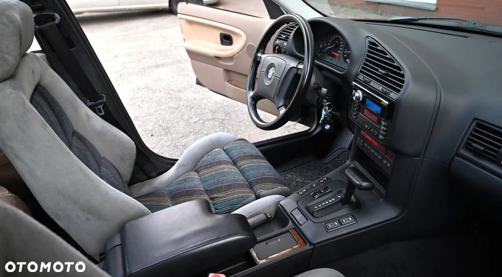 BMW Seria 3 - 22