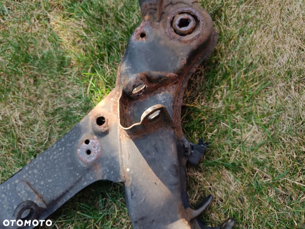 MERCEDES W203 W209 CLK NIE ZGNITE SANKI TYLNE Tył ŁAWA WÓZEK kołyska belka 2033504604 - 14