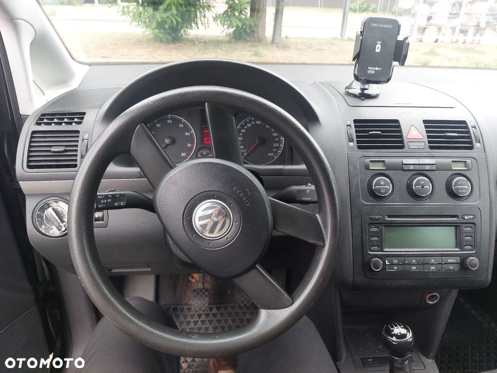 Volkswagen Touran 1.6 Basis - 5