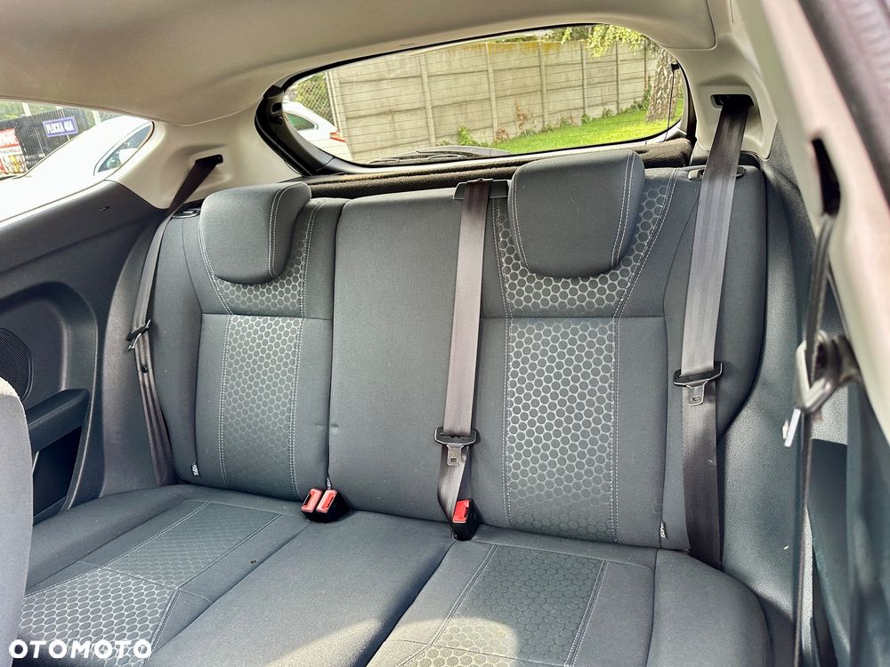 Ford Fiesta 1.4 Titanium EU5 - 21