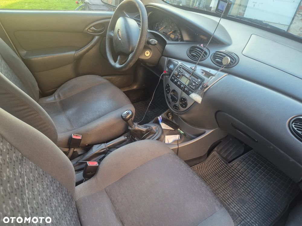 Ford Focus 1.6 Comfort X / 100 - 5